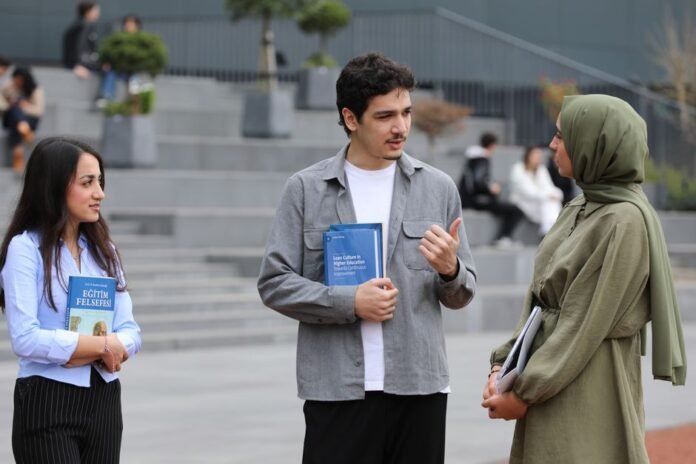 Öğrenci ve Gençlerin Borç Yönetimi: Erken Alışkanlıkların Önemi