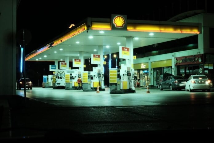 Hürmüz Boğazı Gerilimi Petrol Fiyatlarını Nasıl Etkiliyor?
