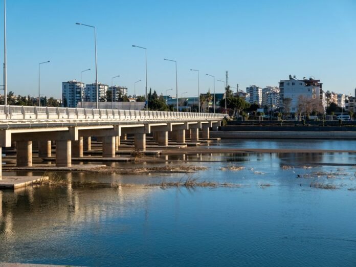 Avrupa’da Aşırı Sıcaklar ve Kuraklık: Tuna Nehri’nde Tarih Ortaya Çıkıyor